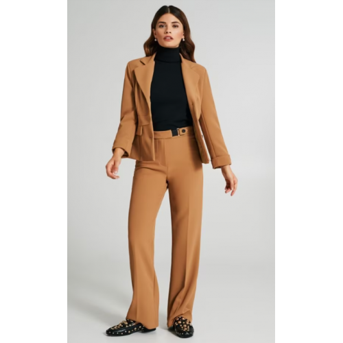 Pantalon femme  droit avec petite bande de tissu à la taille