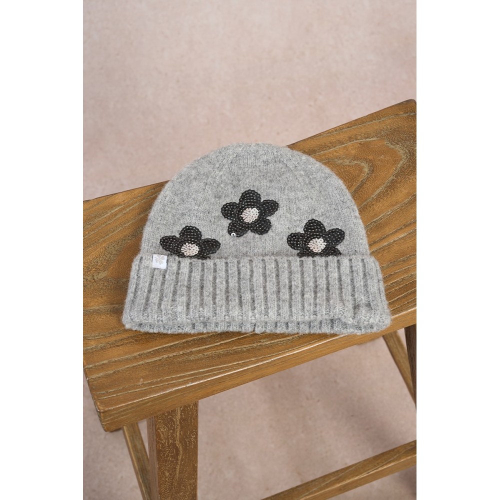 Bonnet femme MOLLY BRACKEN en maille à fleurs en sequins
