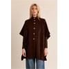 Cape femme HIVER, en maille marron, boutonnée MOLLY BRACKEN